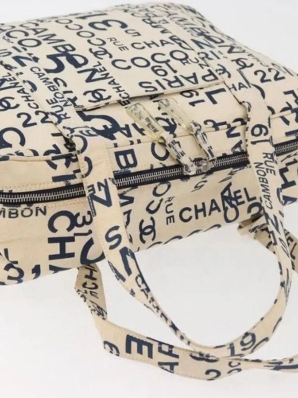 CHANEL By Sea Line Tote Bag Canvas White Silver CC Auth 178508